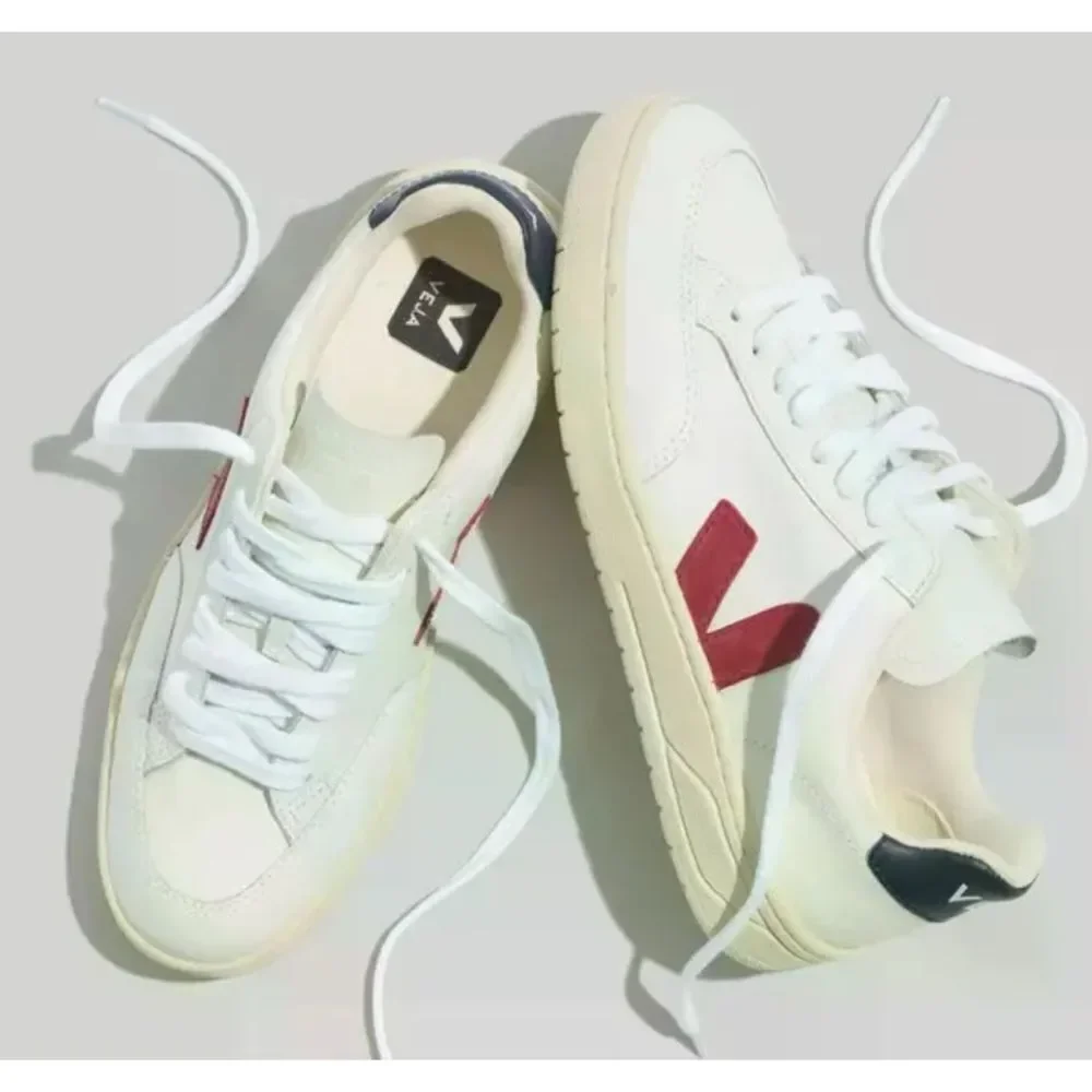 Veja V-12 Retro Low Top Leather Sneakers ~Extra White Marsala Nautico Size 11.5